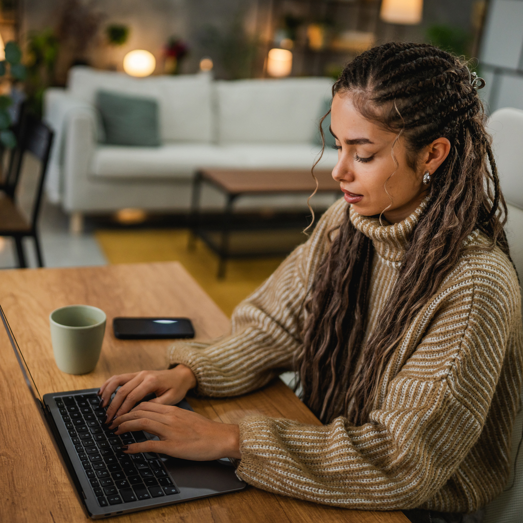 woman using marketing automation software to send personalized emails