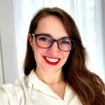 Nicole Saunders headshot