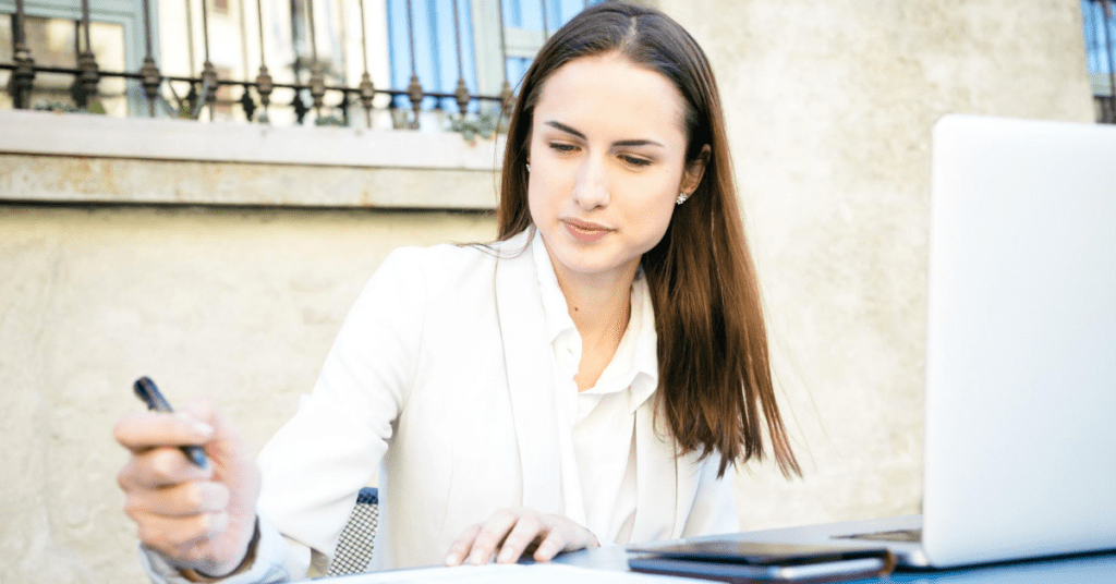 Manager creating association benefits