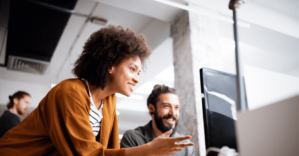 Customers discussing G2 Report on Communities